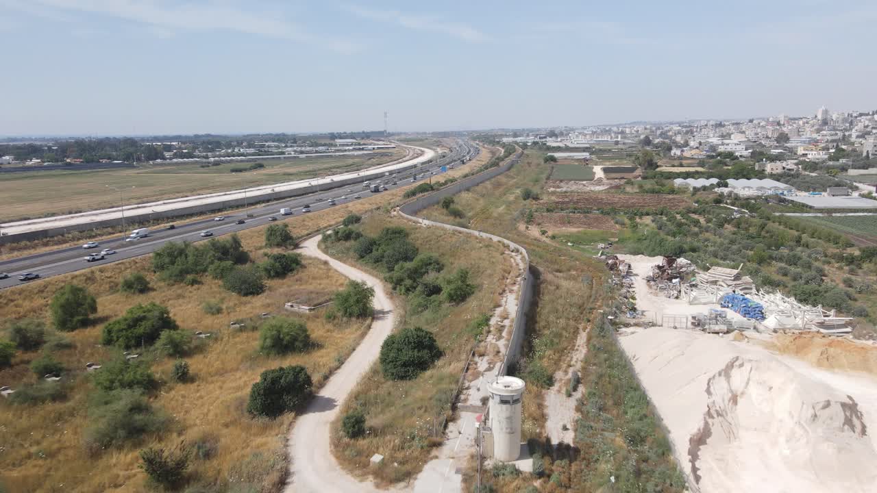 autopista que conecta la base militar de israel haifa aérea