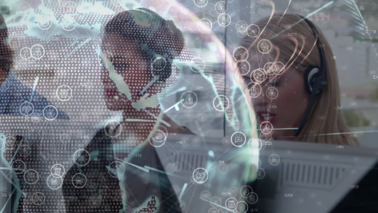 Connessioni di rete digitali che si sovrappongono all'ambiente mentre professionisti aziendali lavorano insieme