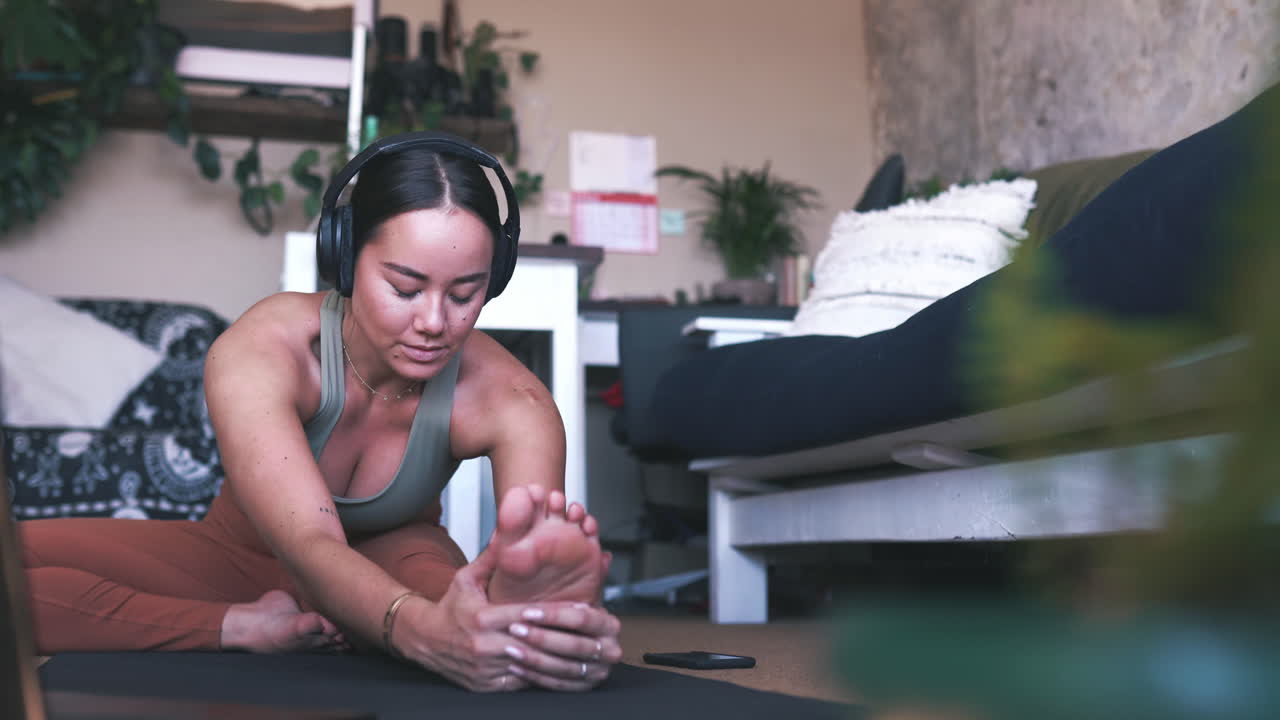 el yoga me mantiene en forma y cuerda.