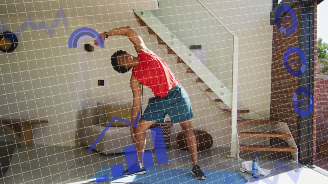 Utilisateur de fitness effectuant un étirement latéral sur un tapis bleu, débutant en position large, avec des graphiques de réalité augmentée (RA) affichant les progrès.
