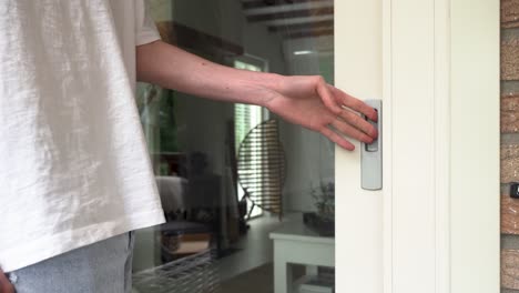 closing the sliding door of a home