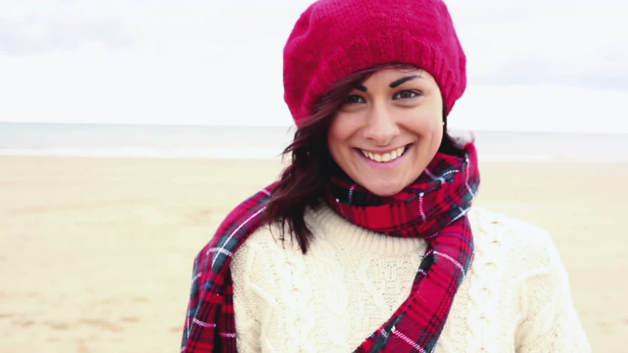 retrato de una mujer sonriente en cinemagraph