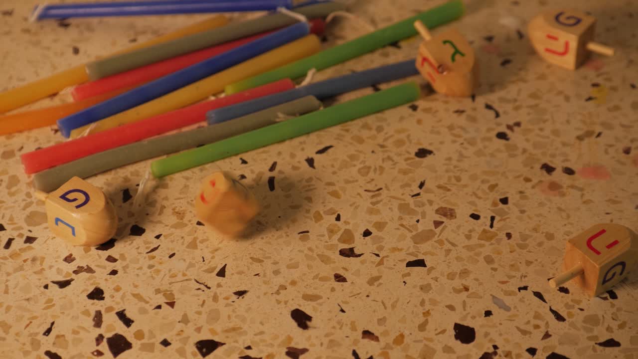 회전하는 dreidel hanukkah 슬로우 모션 4k