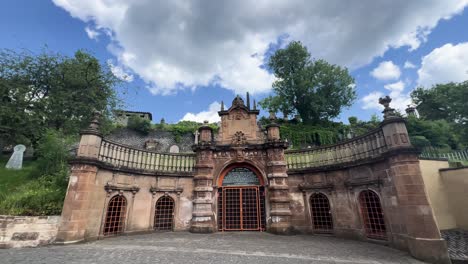 glasgow necropolis entrance facade gateway