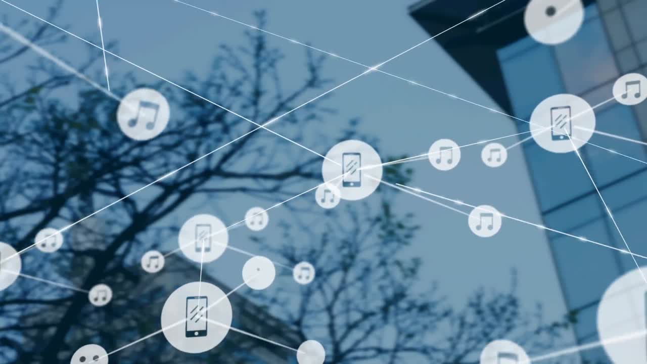 현대적인 사무실 건물 위의 아이콘과 연결 네트워크의 애니메이션