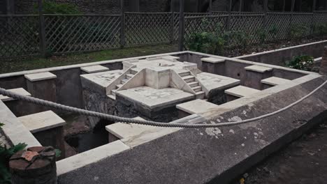 pompeii quartio's house pool, naples, italy