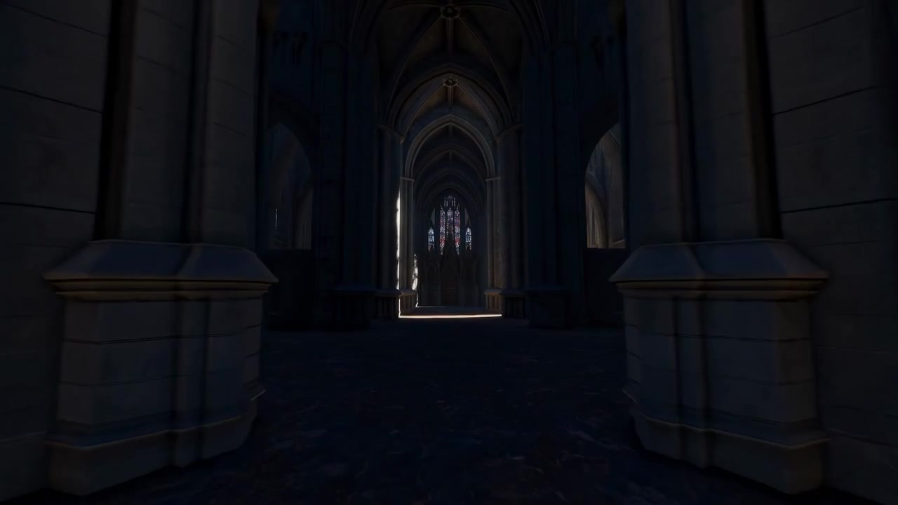 Entrada de Catedral Gótica com Arcos e Portal Iluminado pelo Sol Levando à Nave Escura, Vitrais Projetando