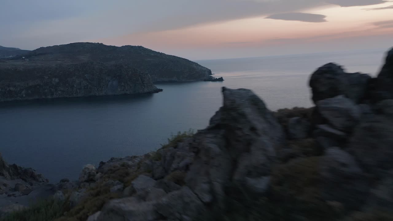 isla de patmos desde el cielo: impresionantes vistas del tesoro escondido de grecia