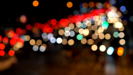 abstractos borrosos bokeh de la luz del coche por la noche