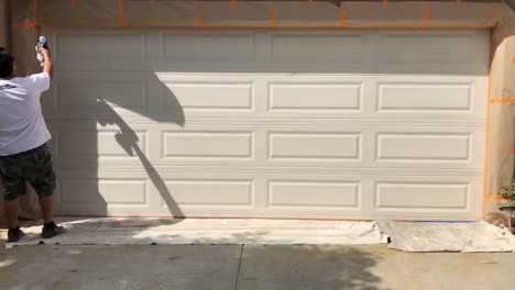 painter, painting garage door. painting contractor.