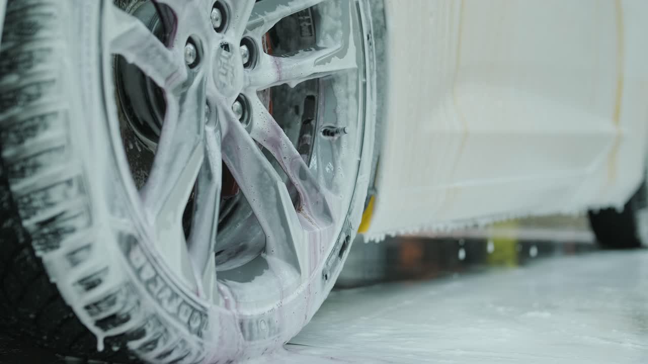 Professional Car Detailing – Washing, Ceramic Coating, and Interior Cleaning