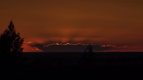 lapso de tiempo de primer plano del atardecer