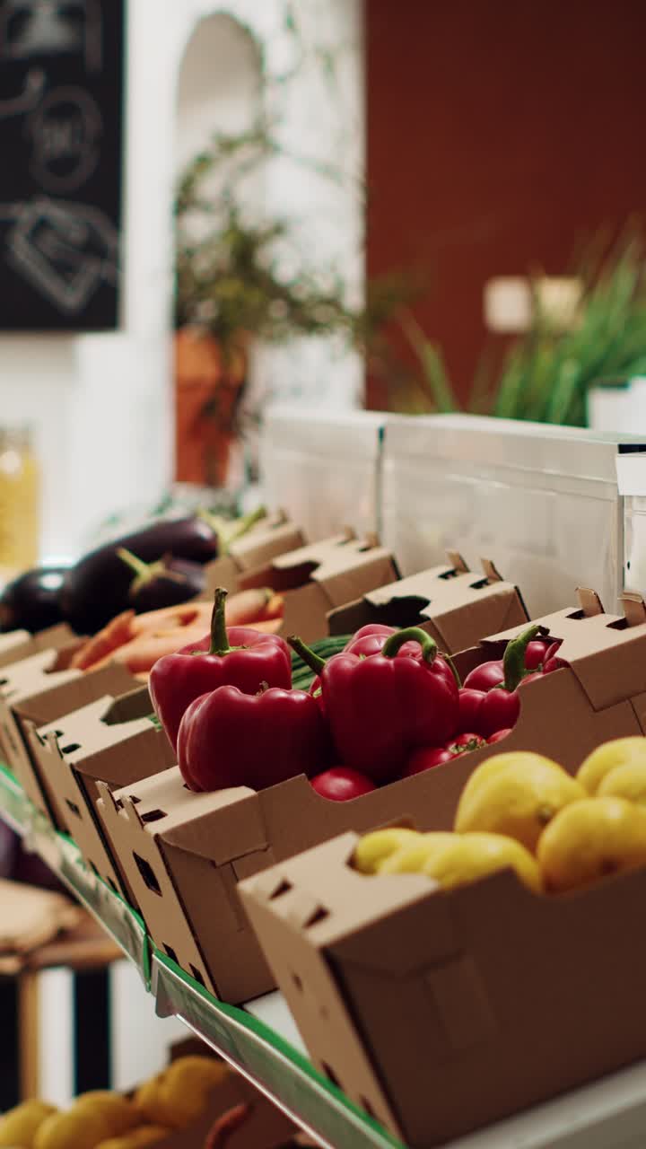 Vídeo vertical Supermercado local com baixa emissão de carbono