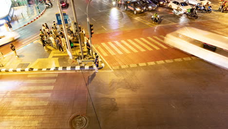 timelapse of rush hour traffic in central bangkok at night