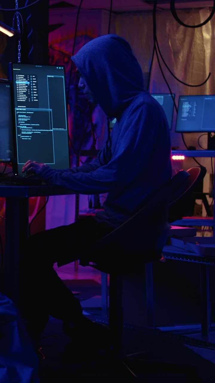 Vertical video Rogue developers use phishing technique