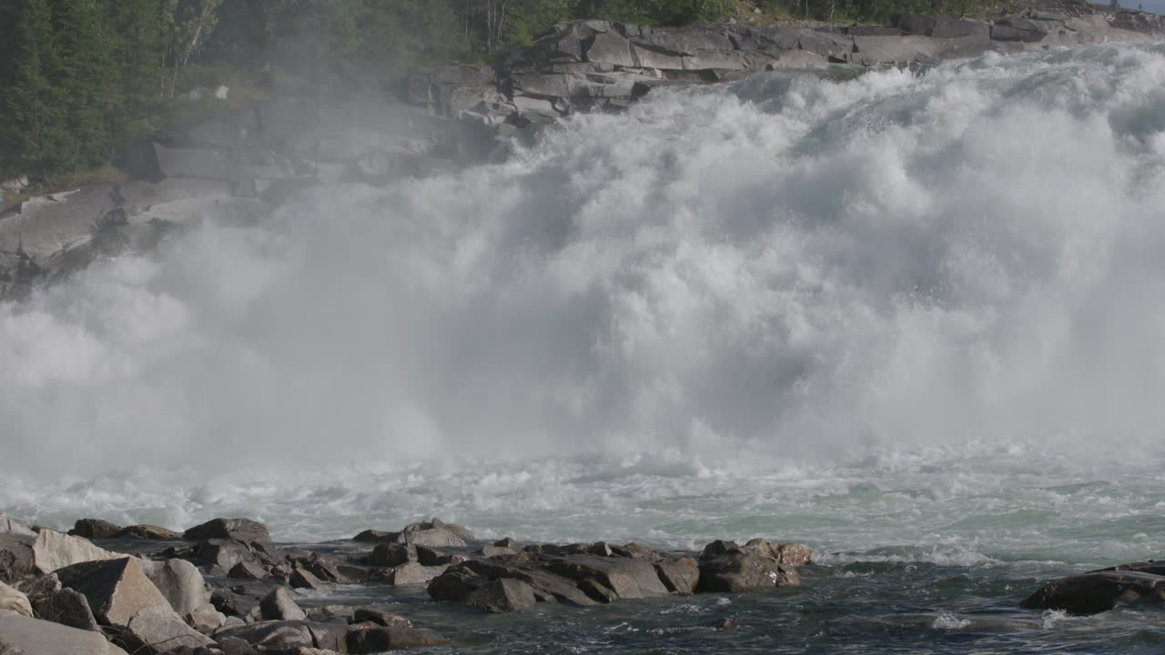 노르웨이 폭포 4k 02