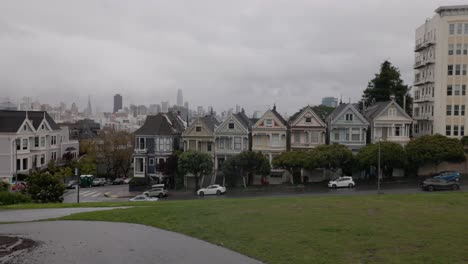 Painted-Ladies-Und-Die-Stadt-San-Francisco