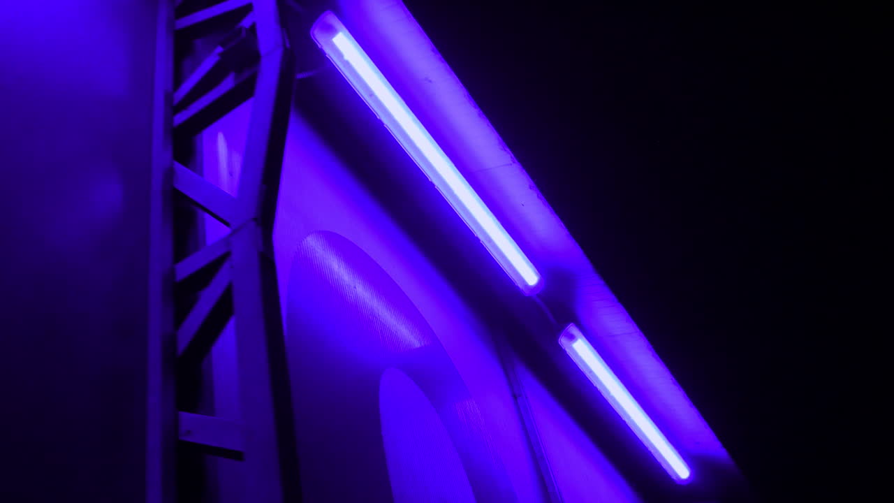 Aestethic blue neons tube | Slow motion, 4k