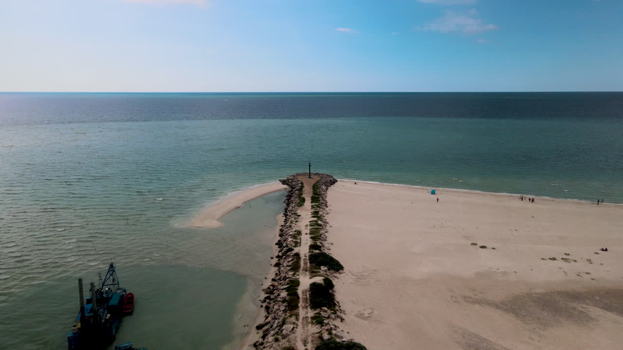 vista del barco de investigación de la unam en yucatán, méxico.
