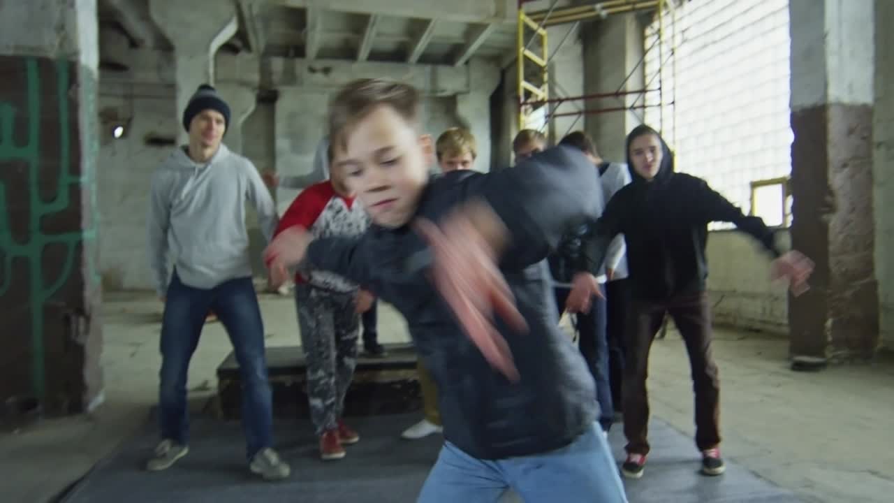 Enjoying Hip Hop with Friends