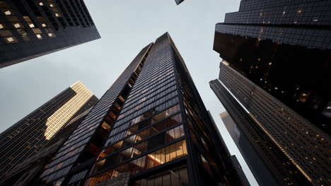 Below-view-on-the-skyscrappers-in-Chicago