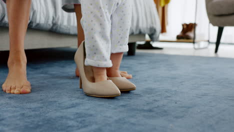 Baby,-parent-and-shoes-while-learning