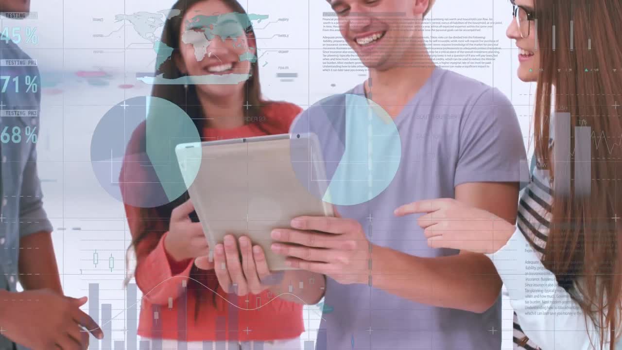 animación de diversos datos y gráficos sobre trabajadoras y trabajadores felices y diversos que usan tablets