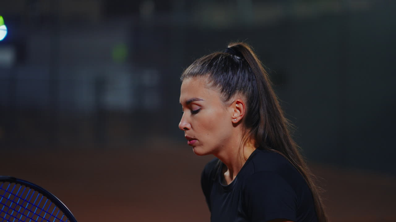 프로필 뷰에서 테니스 선수