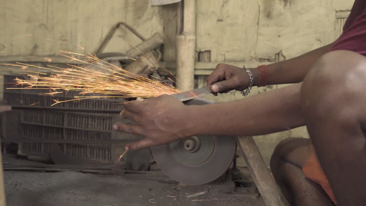 Blacksmith forge spin wheel cast iron valve sharpening