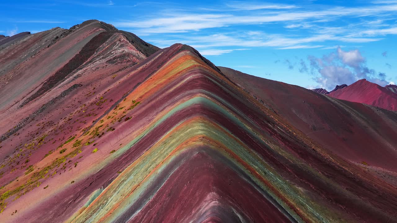 Rainbow Mountain Vinicunca seven colors siete colores montañas Peru Perú Timelapse Timelapse morning blue skies clouds fog movement Peruvian Andes Mountains rainy dry season nature natural wonder zoom
