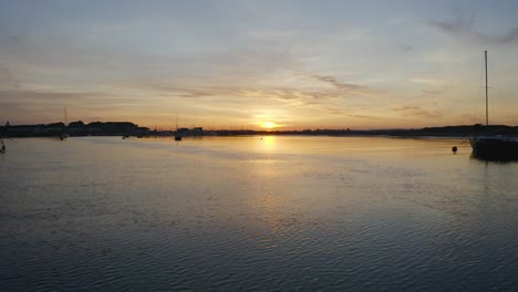 Hermosa-Puesta-De-Sol-En-El-Puerto-Deportivo-De-Malahide