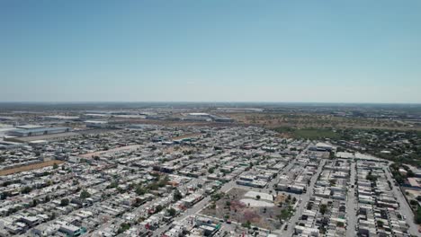 vista de pájaro de un vecindario en la ciudad de reynosa