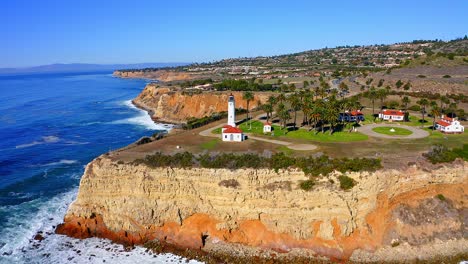 aerial shot flying towards the lighthouse in rancho palos verdes