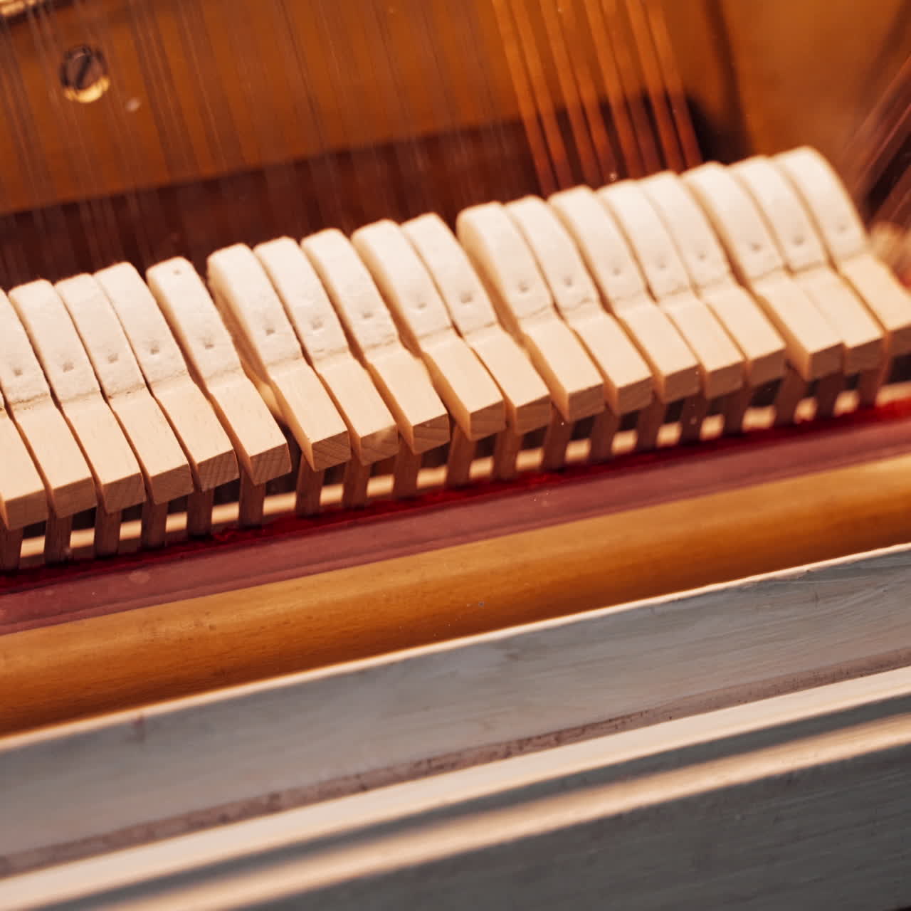 The mechanism of the piano works. The piano mechanism creates sound. How does the piano. How the piano creates sound.