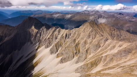 vista aérea de una cordillera