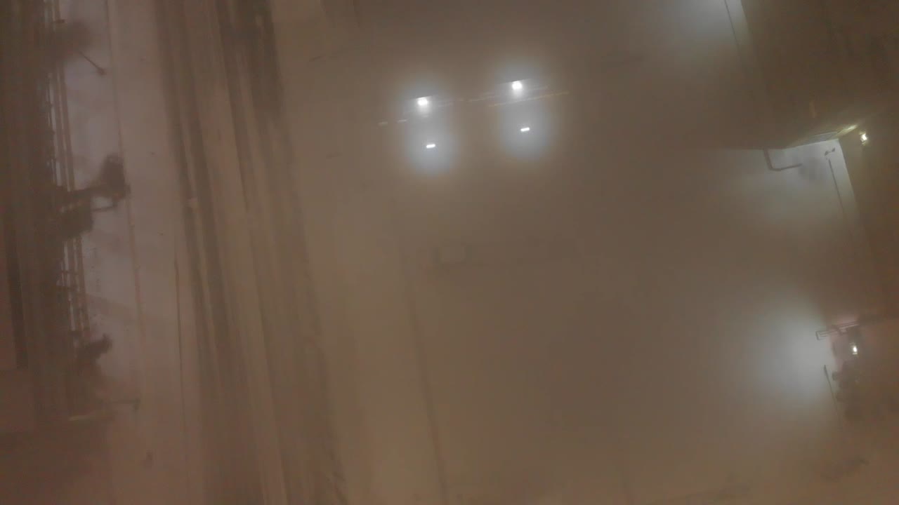 밤에 구름을 건너. 조감도