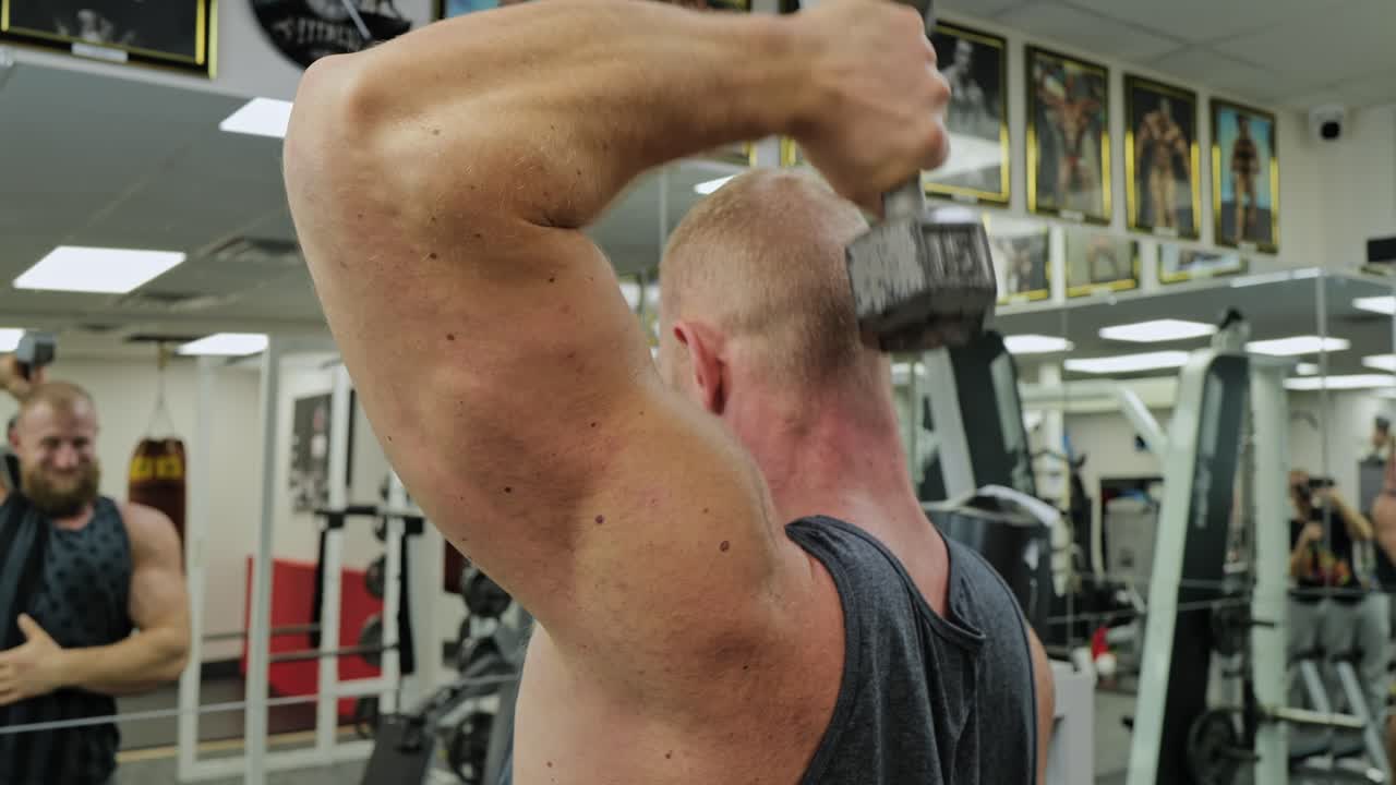 Strength man trainer bodybuilding achievement goals