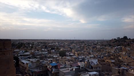 Timelapse-De-Control-De-Movimiento-De-La-Ciudad-De-Jaisalmer-Al-Atardecer,-Rajasthan,-India