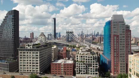 Die-Manhattan-Bridge-In-Brooklyn,-New-York