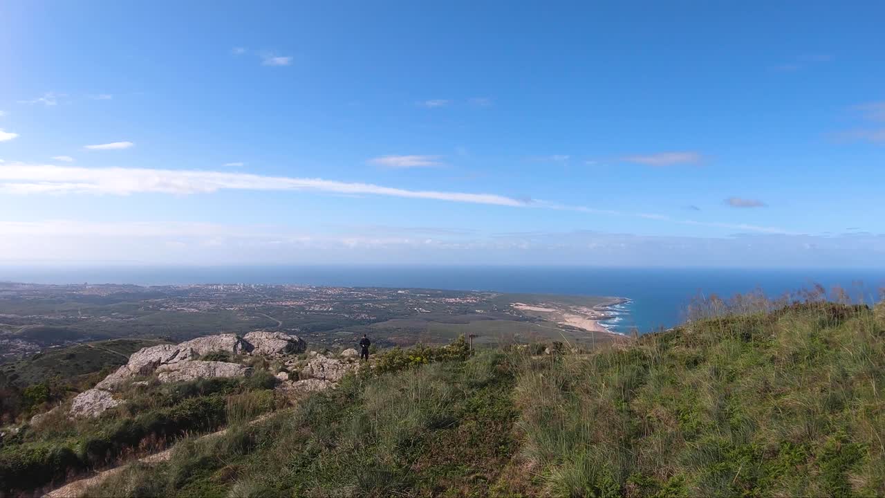 대서양 - 녹색 절벽에서 이동하는 항공 영상