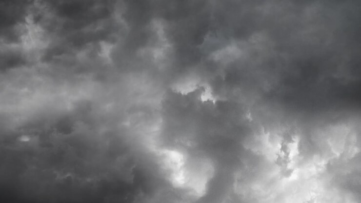 cumulonimbus clouds in the sky accompanied by thunderstorms and storm clouds