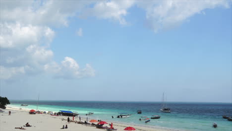 Zanzibar-Beach-Life-Time-lapse