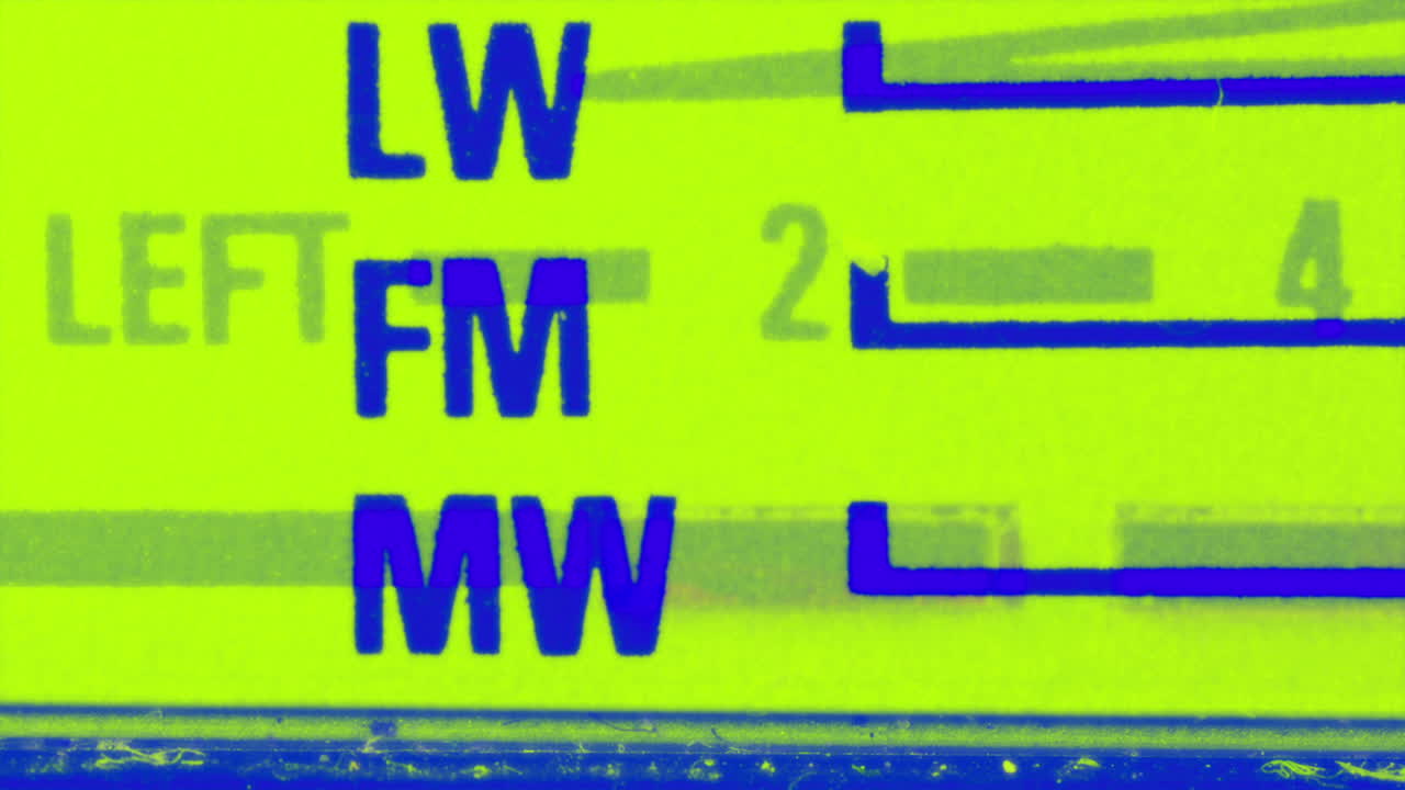 無線電磁磁磁磁 (macro sequence) 是一種無線電電磁