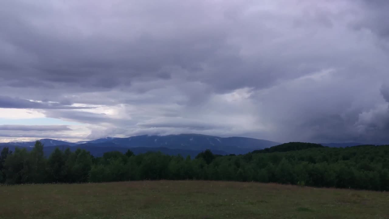 여름 카르파티아