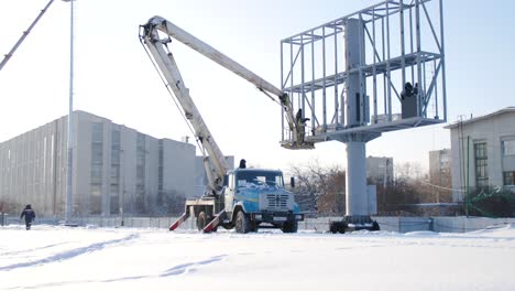 billboards installation in winter