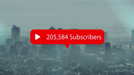 animación de números cambiantes y texto de suscriptores en el icono de notificación sobre la ciudad moderna.