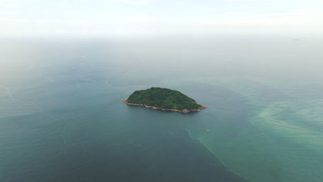 aerial view of ilha da galheta in ilha do mel state park, state of paraná, brazil