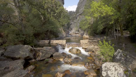 Cascada-De-Fragas-De-Sao-Simao-En-Portugal