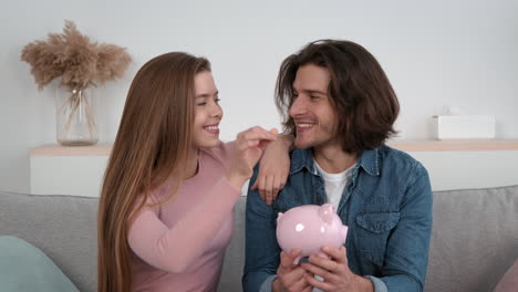 couple saving money together