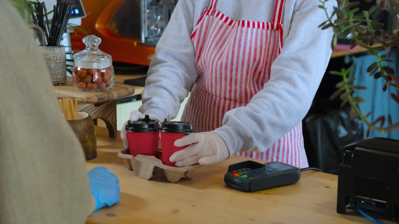 transacción de la cafetería